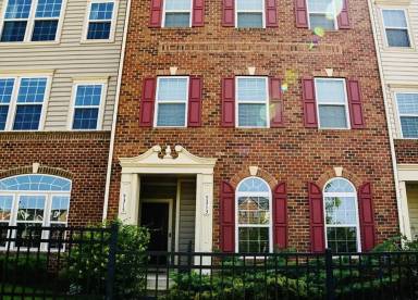 Main picture of 5319 S Center Dr