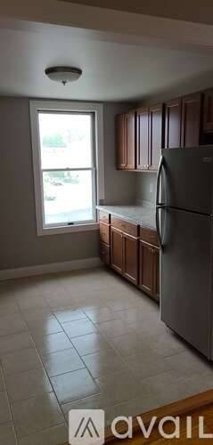 Main picture of 937 Globe St