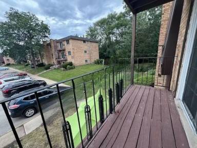 Main picture of 826 W College Blvd