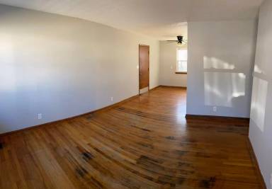Main picture of 1034 E McCanse St