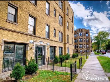 Main picture of 6945-59 S Paxton Ave Apartments & 2206 E 70th St Apartments