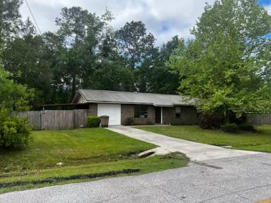 Main picture of 1836 SW Leslie Gln