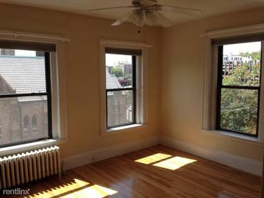 Main picture of 1091 Boylston St