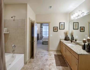 Main picture of 1740 G Clairmont Rd