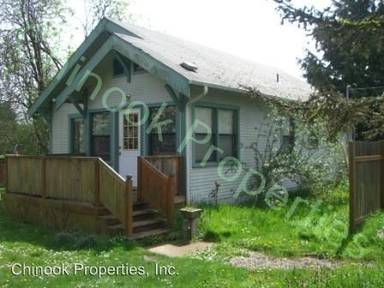 Main picture of 490 River Rd