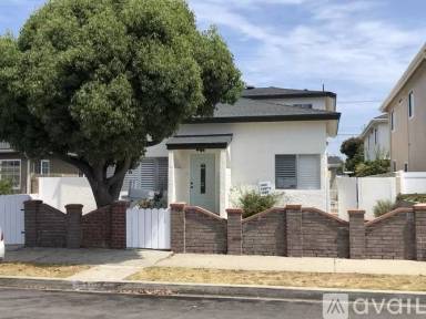 Main picture of 1607 253rd St