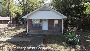 Main picture of 213 Jeter Ave