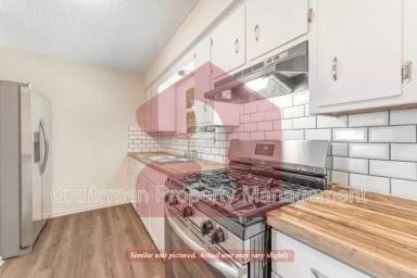 Main picture of 407-11 S Cleveland St