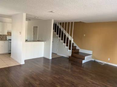 Main picture of 4024 Emerald St