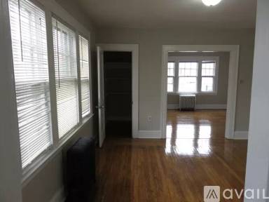 Main picture of 612 Washington Ave