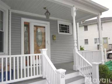 Main picture of 155 Newton St
