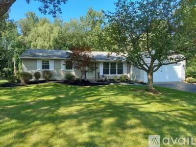 Main picture of 34 Putting Green Ln