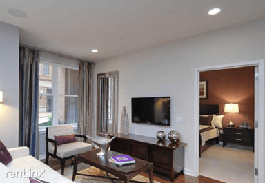 Main picture of 44 Market St