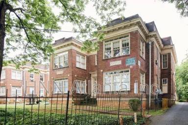 Main picture of 446 Seminole Ave NE