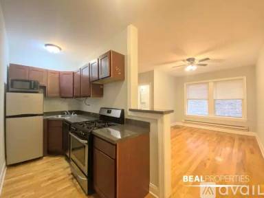 Main picture of 511 W Melrose St