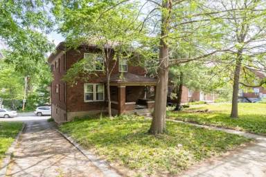 Main picture of 1405 University Ave