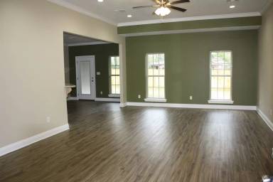 Main picture of 217 Gano St