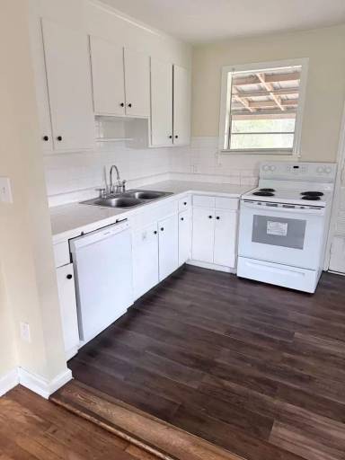 Main picture of 1207 Adrian Ct