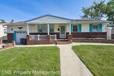 Main picture of 221 Miller Ave