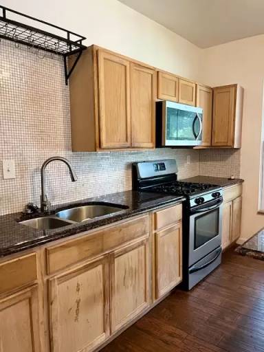 Main picture of 714 Searcy Ave