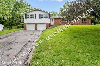 Main picture of 5804 N Belton Ave