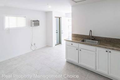 Main picture of 15533 Ermanita Ave