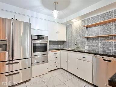Main picture of 530 Evergreen St