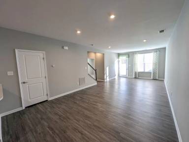 Main picture of 3456 Foxglove Dr