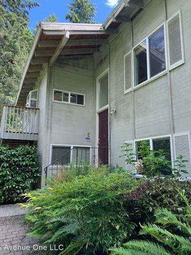 Main picture of 3104 127th Ave NE