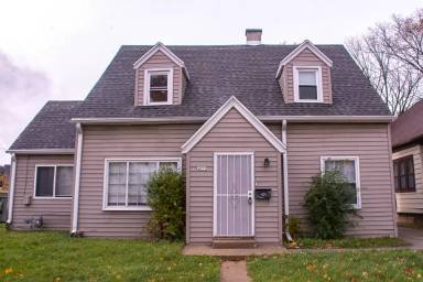 Main picture of 4875 N 27th St