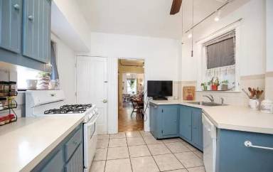 Main picture of 505 Washington Ave