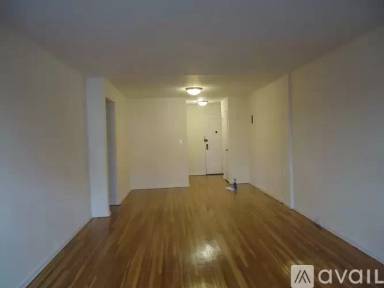 Main picture of 7234 Austin St