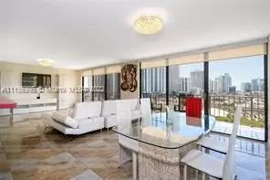 Main picture of Winston Towers 600