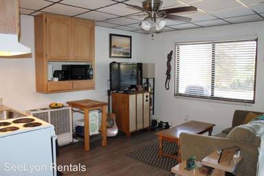 Main picture of 76 13th St