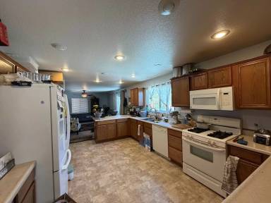 Main picture of 18210 Pin Oak Ct