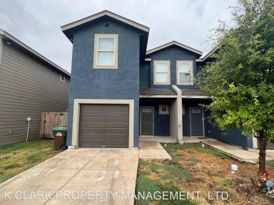 Main picture of 6922 Lakeview Dr