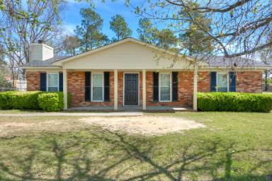 Main picture of 4210 Cap Chat St