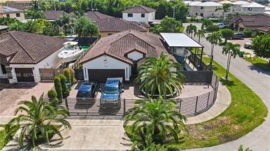 Main picture of 11730 SW 229th Ln