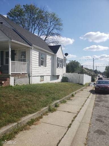 Main picture of 4513 Parkmont Ave