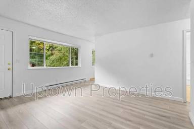 Main picture of 1515 SW Custer Dr