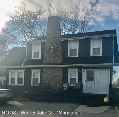 Main picture of 437 1/2 W Harding Rd