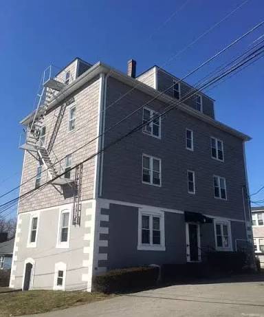 Main picture of 9 West St