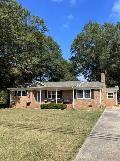 Main picture of 6317 Morehead Rd