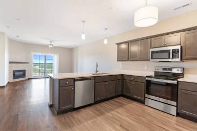 Main picture of 2873 Spring Rose Cir