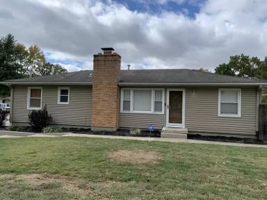 Main picture of 624 NE 39th Ter