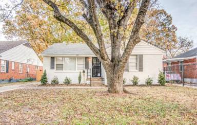 Main picture of 1690 Ronda St