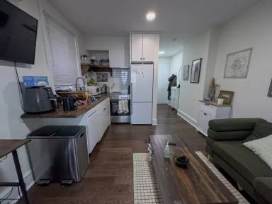 Main picture of 1832 Callowhill St
