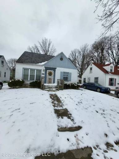 Main picture of 2313 Copeman Blvd