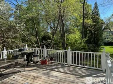 Main picture of 5319 Coveview Ct