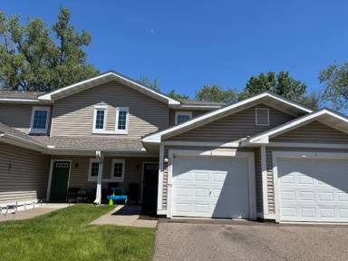 Main picture of 2231 Van Dyke St